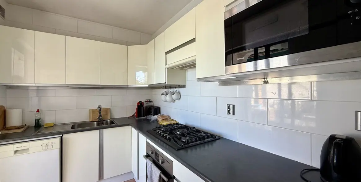 Sale of semi-detached house in Calypso 11