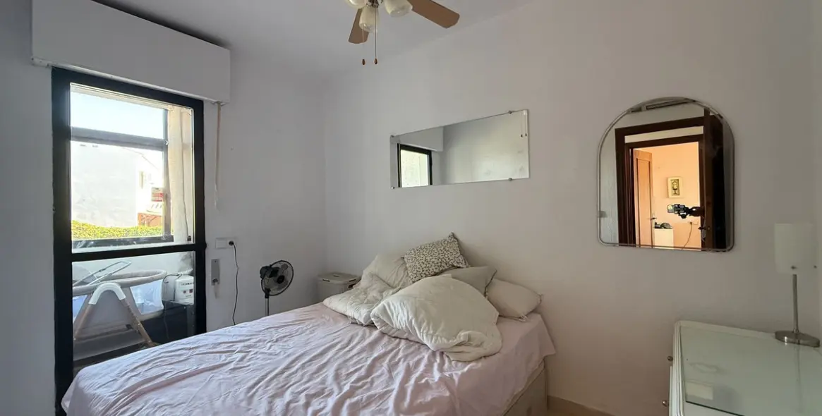 Sale of semi-detached house in Calypso 26