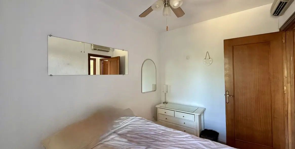 Sale of semi-detached house in Calypso 27