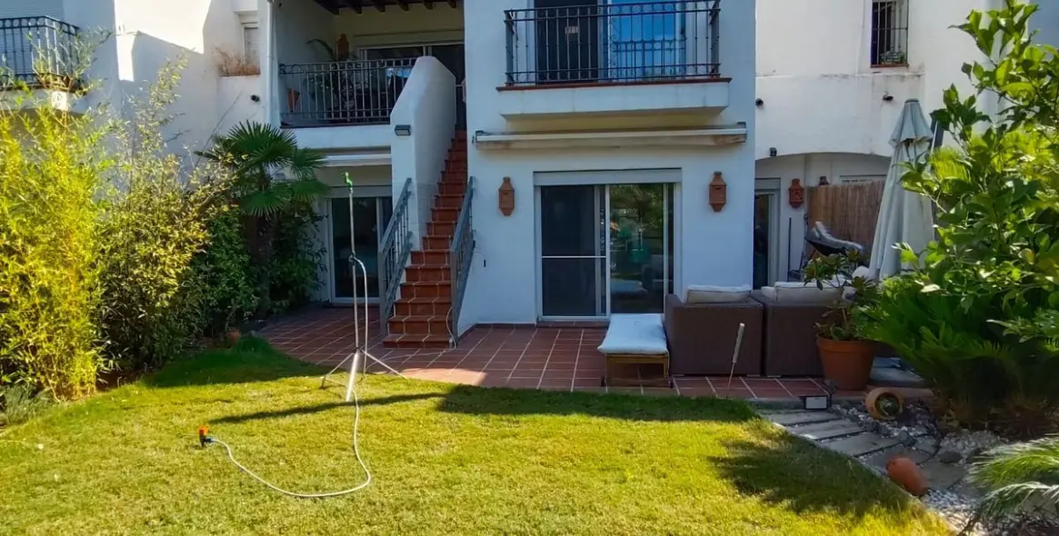 Sale of townhouse in Marbella (district Marbella) 1