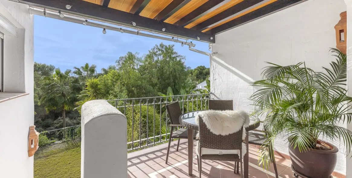 Sale of townhouse in Istán 13