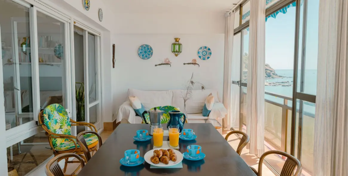 Venta de apartamento en planta media en Benalmadena Costa 2