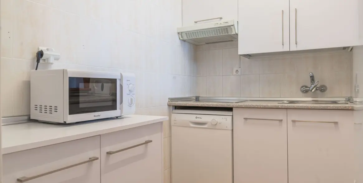 Venta de apartamento en planta media en Benalmadena Costa 18