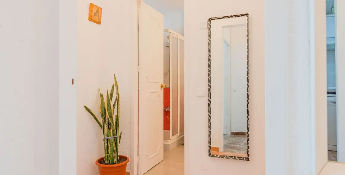 Продажа апартаментов на среднем этаже в Benalmadena Costa 25
