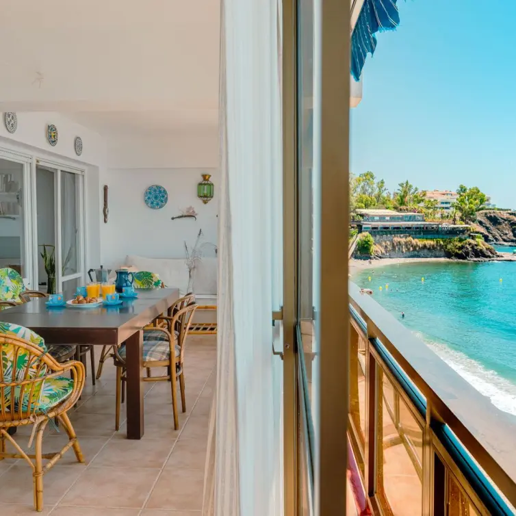 Продажа апартаментов на среднем этаже в Benalmadena Costa