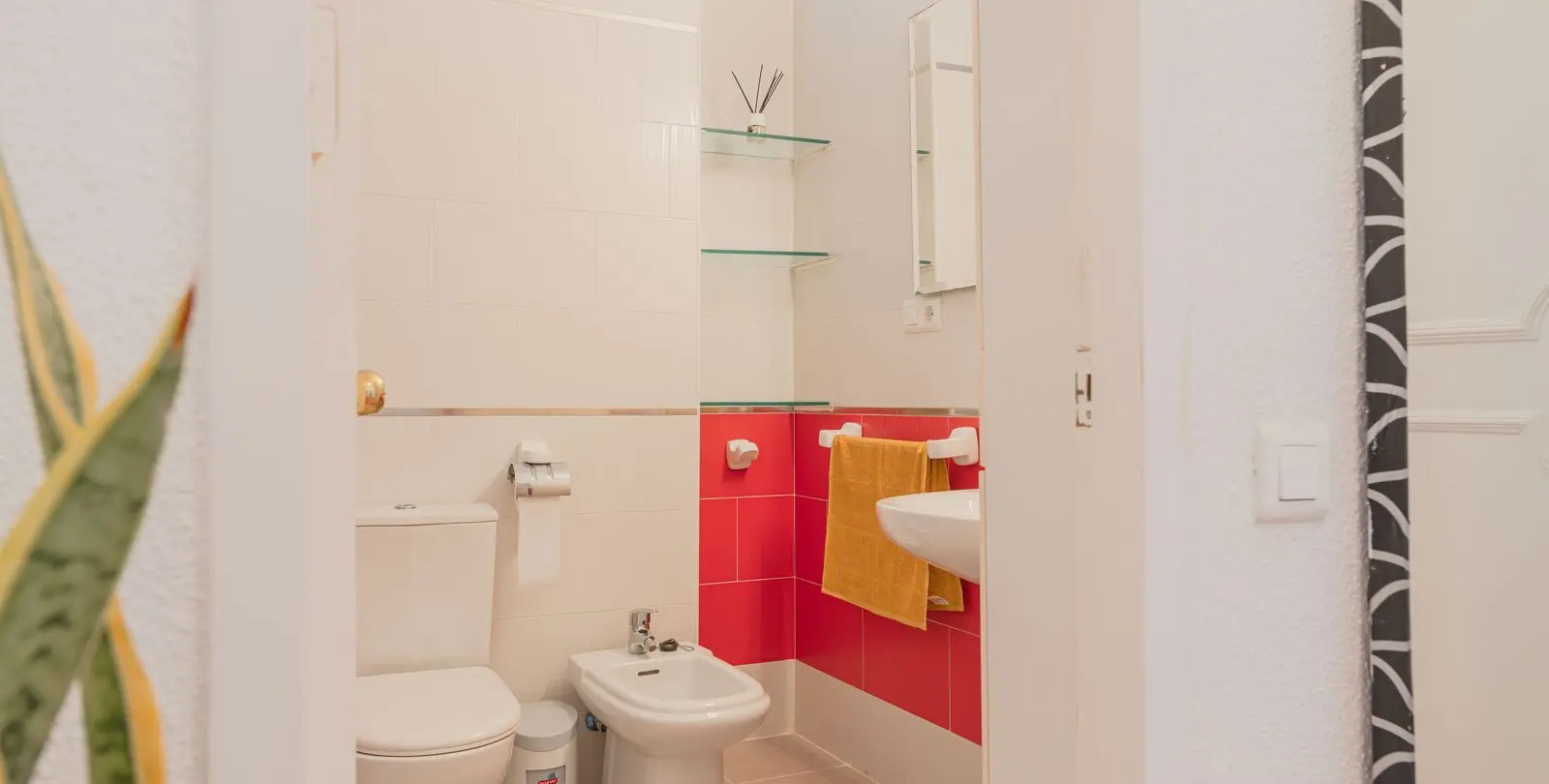 Продажа апартаментов на среднем этаже в Benalmadena Costa 26