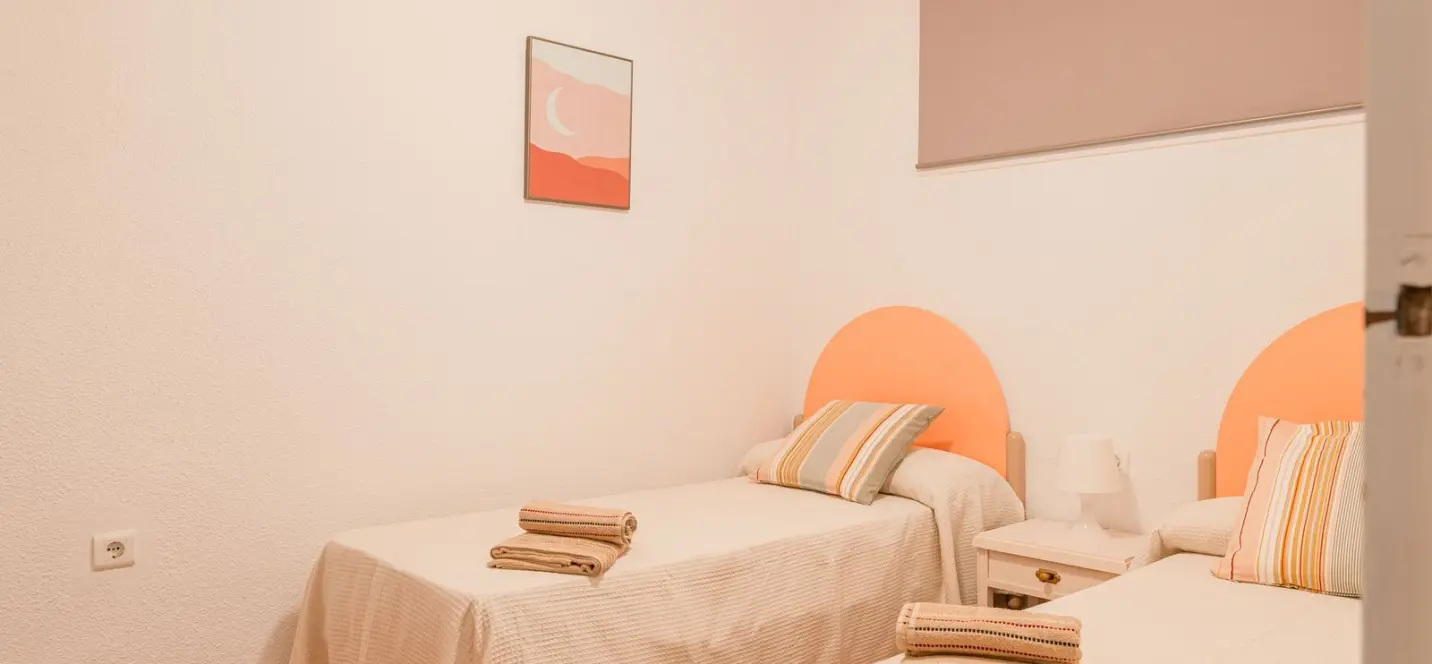 Venta de apartamento en planta media en Benalmadena Costa 3