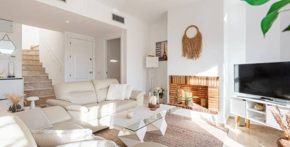 Sale of penthouse duplex in Nueva Andalucía 3