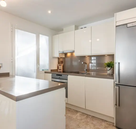 Sale of penthouse duplex in Nueva Andalucía