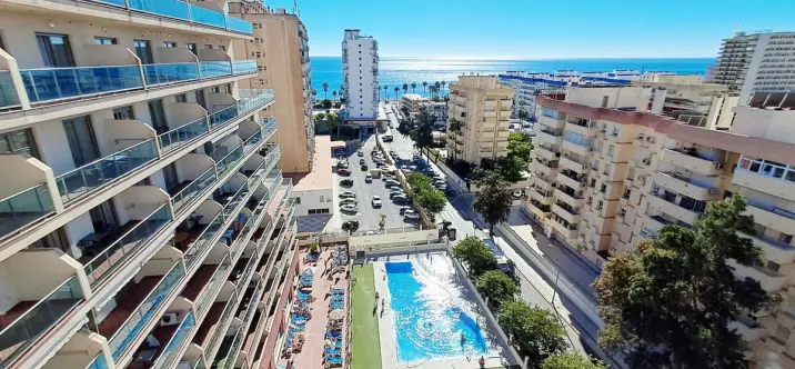 Продажа апартаментов на среднем этаже в Benalmadena 0