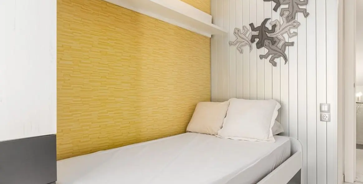 Sale of townhouse in Pedregalejo 42