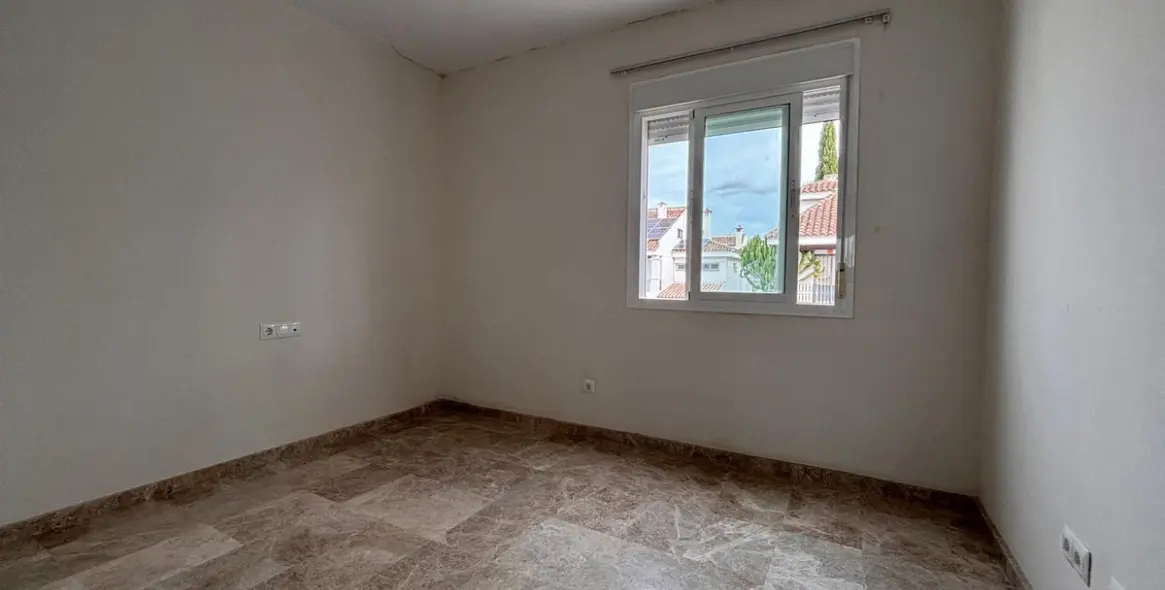 Продажа таунхауса в Nueva Andalucía 18