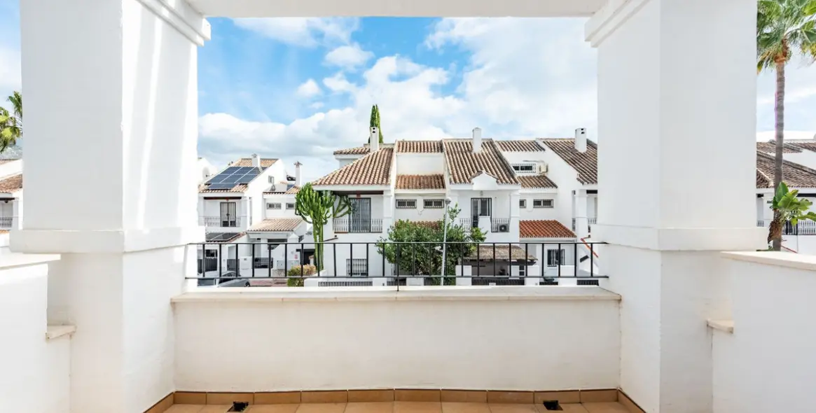 Продажа таунхауса в Nueva Andalucía 5