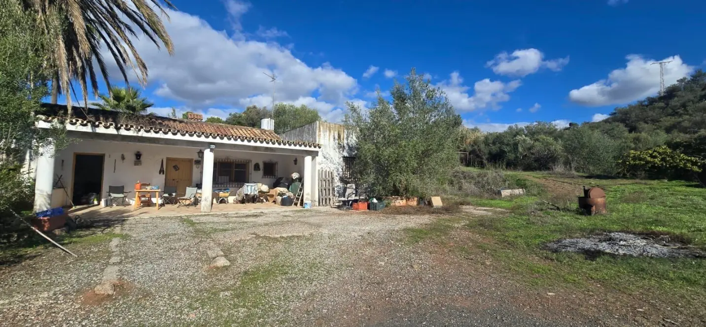 Продажа финки в Estepona 0
