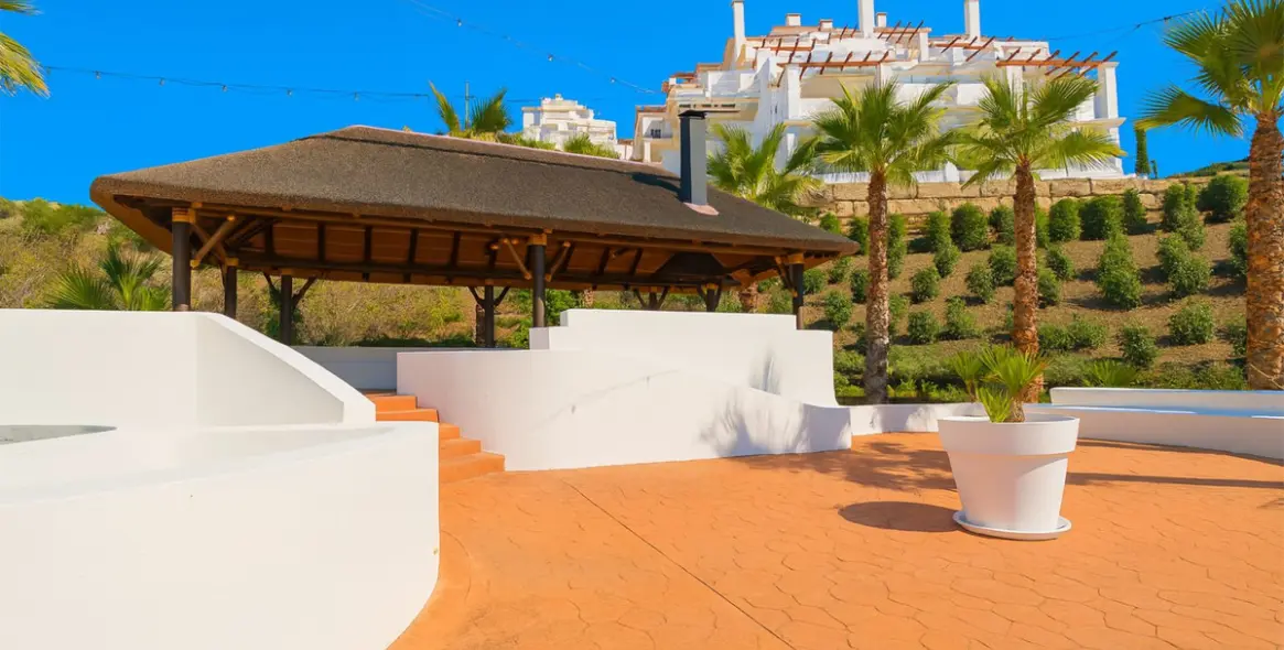 Продажа апартаментов на первом этаже в Nueva Andalucía 14