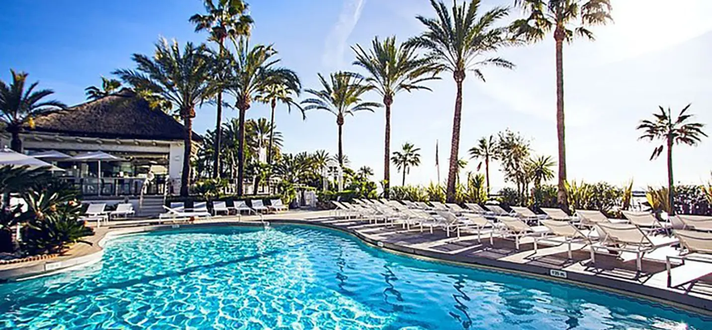 Sale of middle floor apartment in Marbella 3