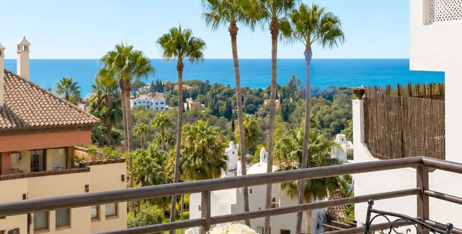 Sale of middle floor apartment in Marbella 13