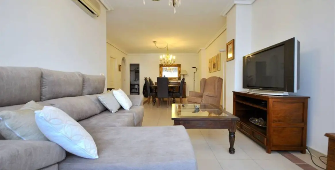 Sale of duplex in Aloha 3