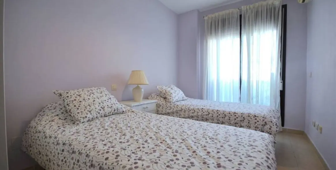 Sale of duplex in Aloha 13