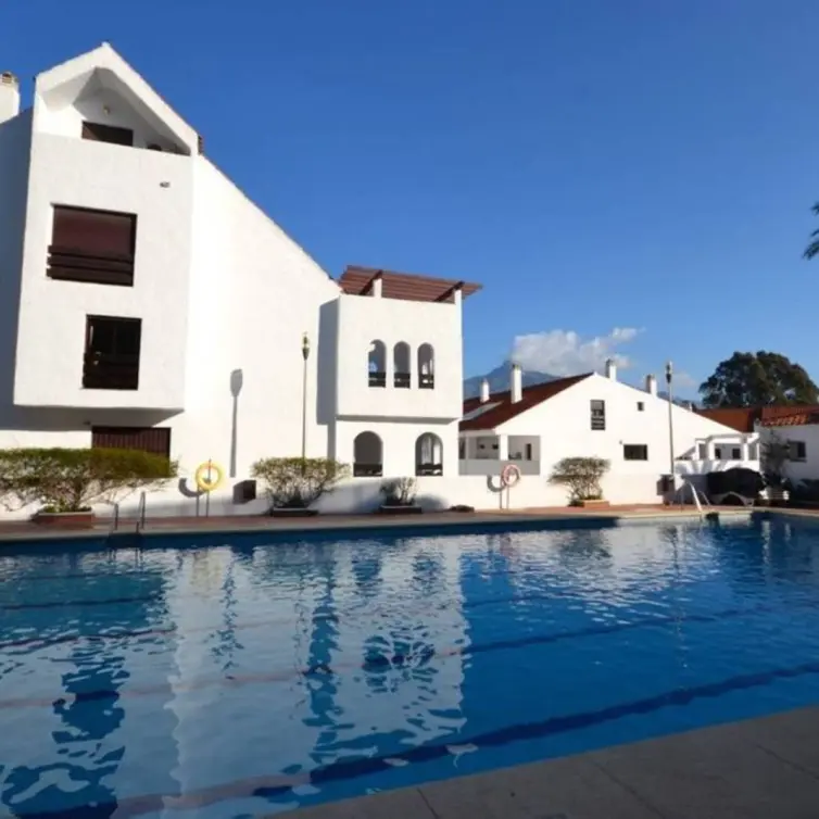 Sale of duplex in Aloha