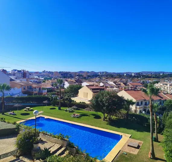 Продажа апартаментов на среднем этаже в Fuengirola