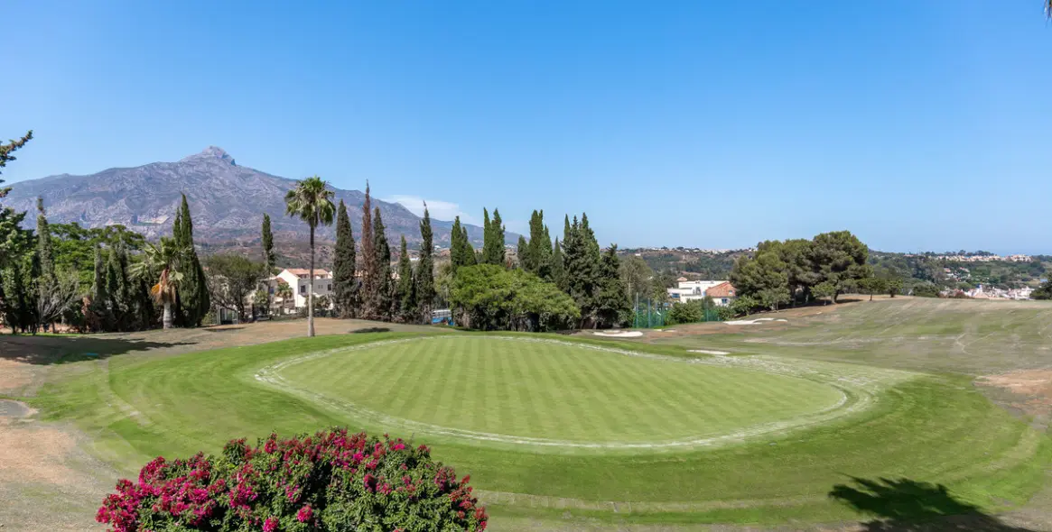 Продажа таунхауса в Nueva Andalucía 21