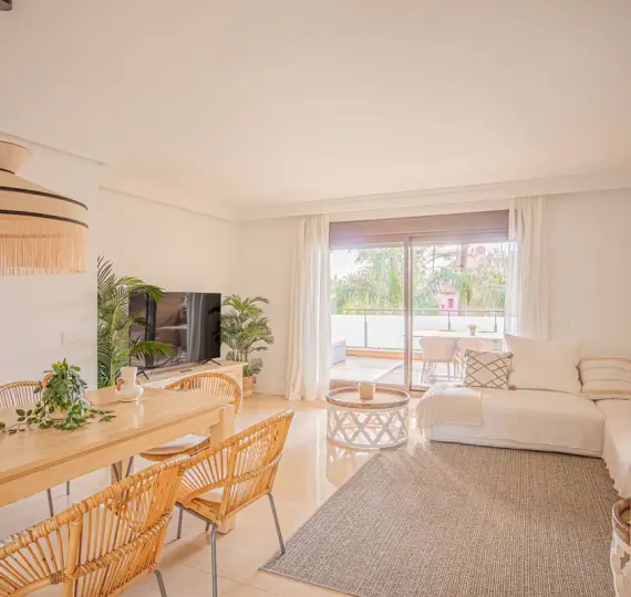 Middle floor apartment R5226460