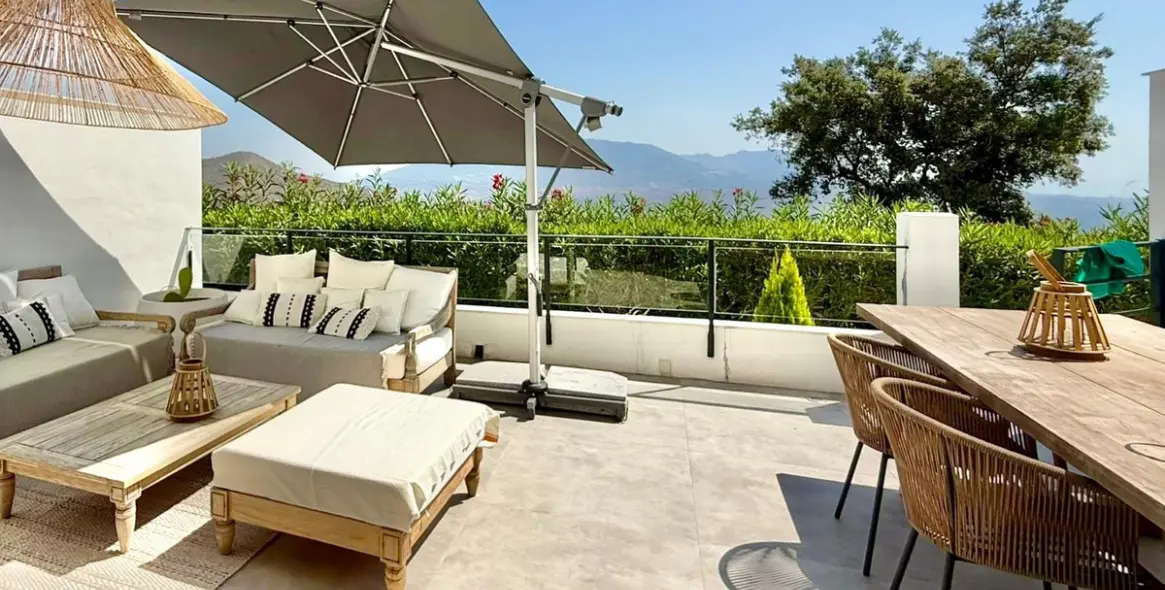 Продажа таунхауса в Elviria 2