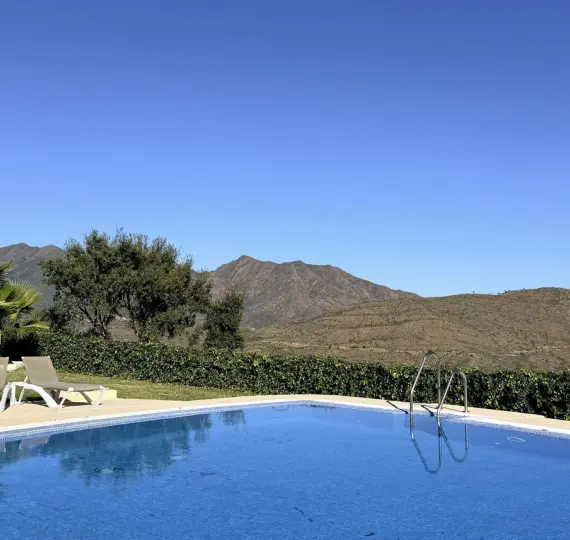 Продажа таунхауса в Elviria