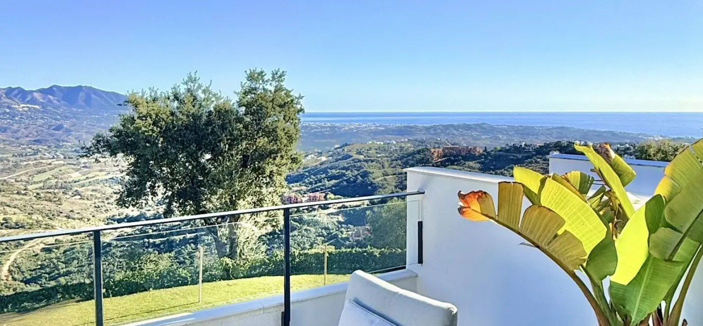 Sale of townhouse in Elviria 0