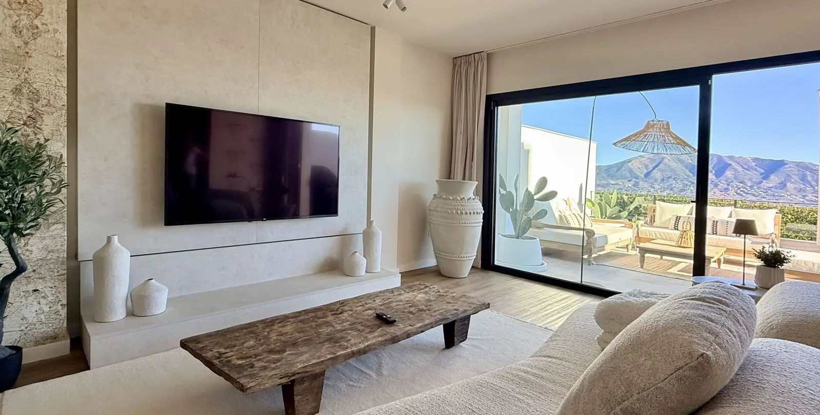 Продажа таунхауса в Elviria 6