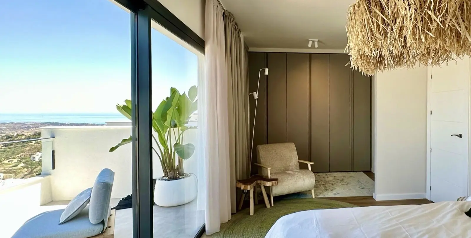 Продажа таунхауса в Elviria 23