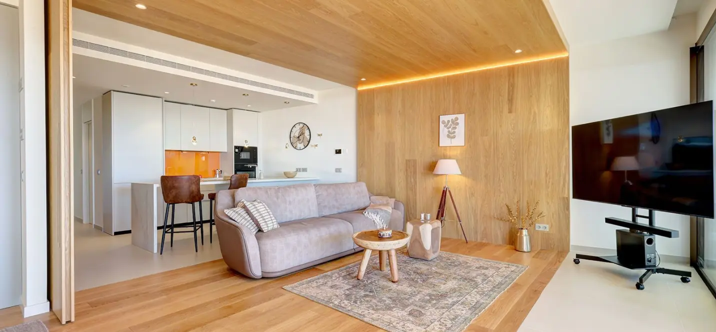 Venta de apartamento en planta media en Higueron 3