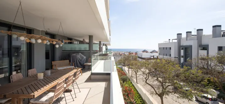 Middle floor apartment R5236264 3