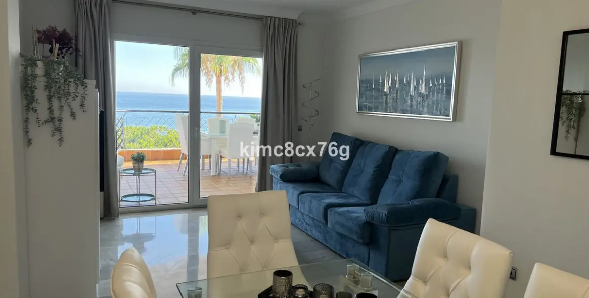 Продажа апартаментов на среднем этаже в Calahonda 7