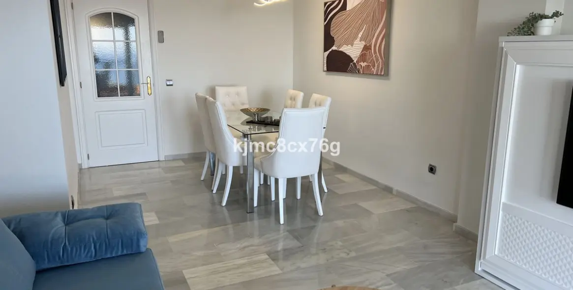 Продажа апартаментов на среднем этаже в Calahonda 8