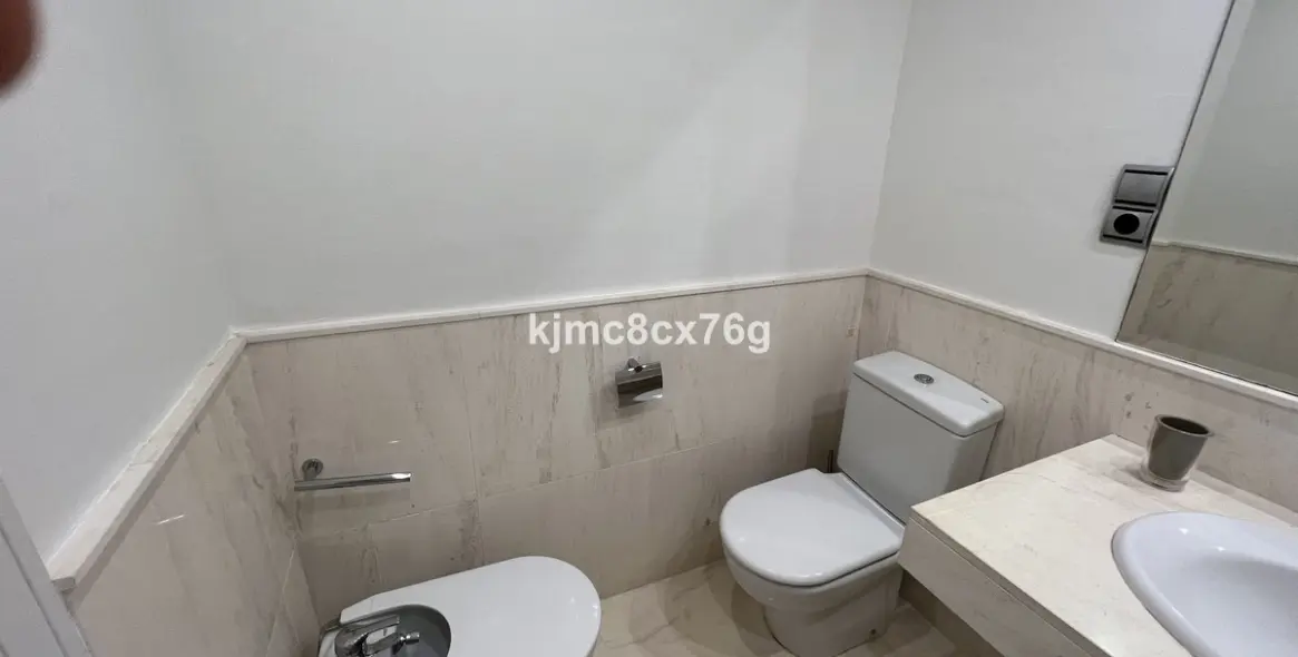 Продажа апартаментов на среднем этаже в Calahonda 16