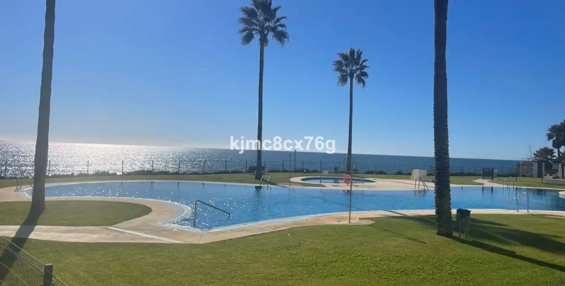 Продажа апартаментов на среднем этаже в Calahonda 24