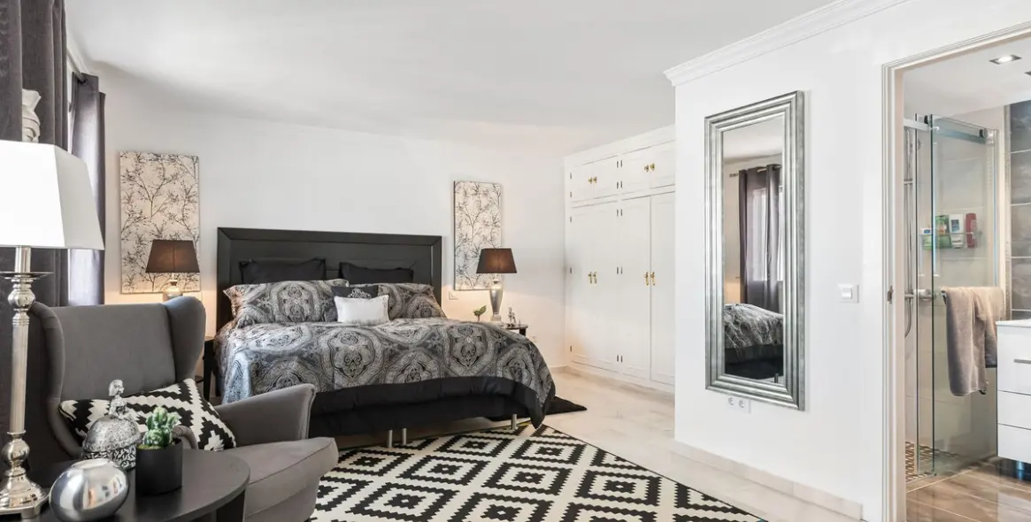 Продажа таунхауса в Nueva Andalucía 16