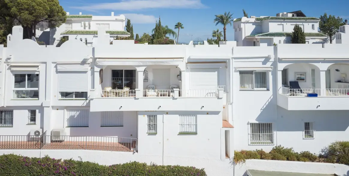 Sale of townhouse in Nueva Andalucía 29