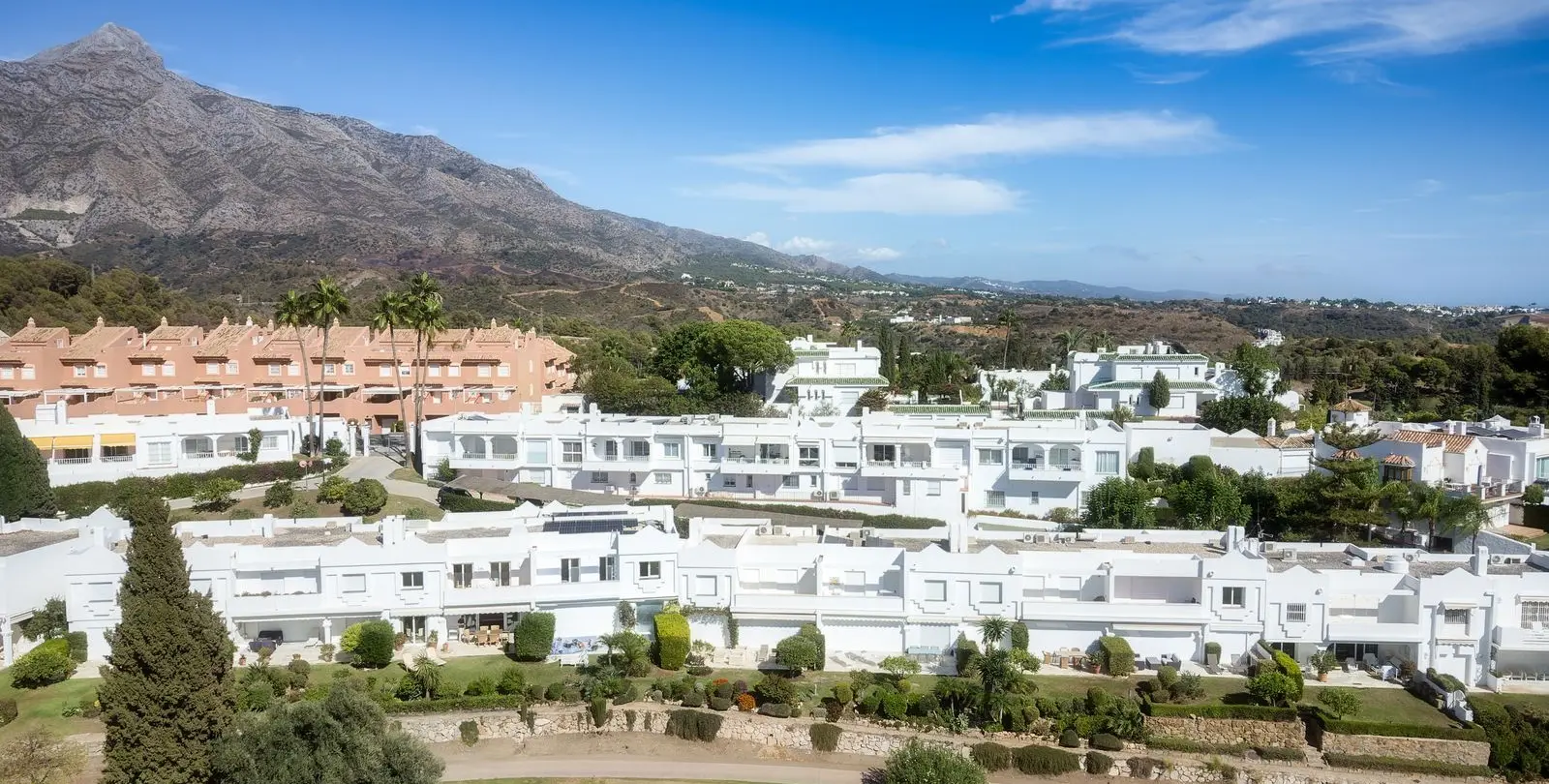 Sale of townhouse in Nueva Andalucía 26