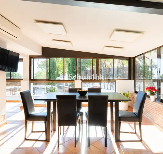 Продажа  отдельно стоящей виллы в Torremolinos