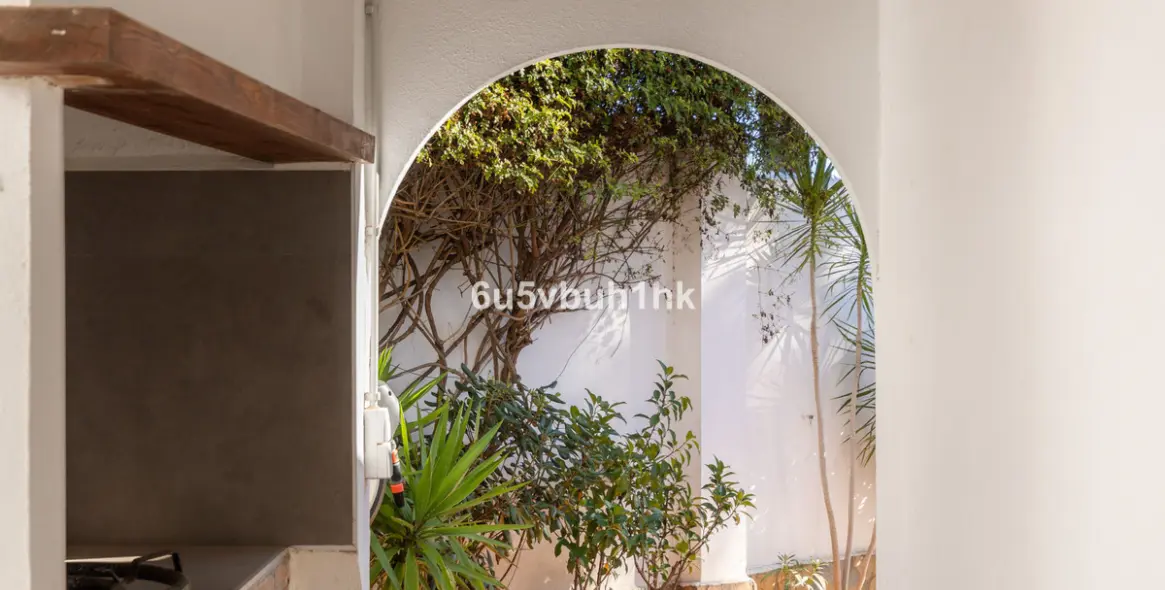 Sale of detached villa in Torremolinos 35