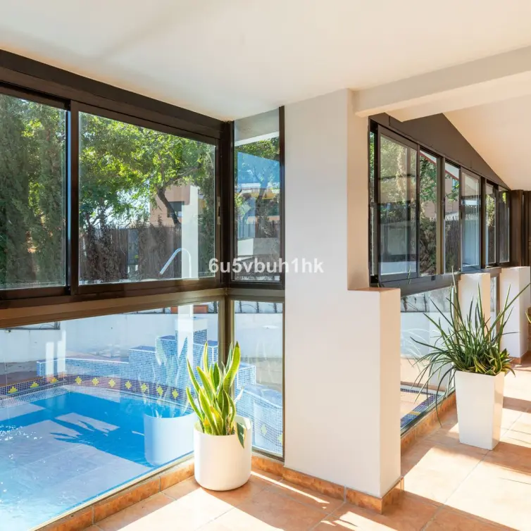 Sale of detached villa in Torremolinos