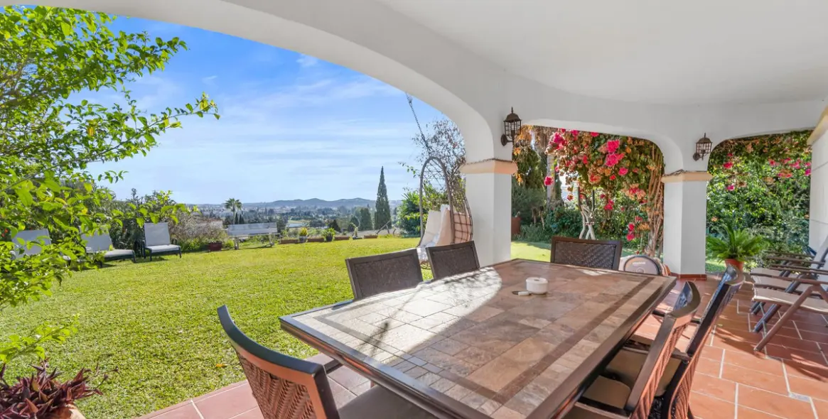 Продажа  отдельно стоящей виллы в Mijas 4