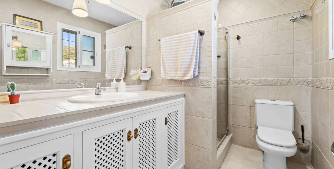 Продажа  отдельно стоящей виллы в Mijas 18