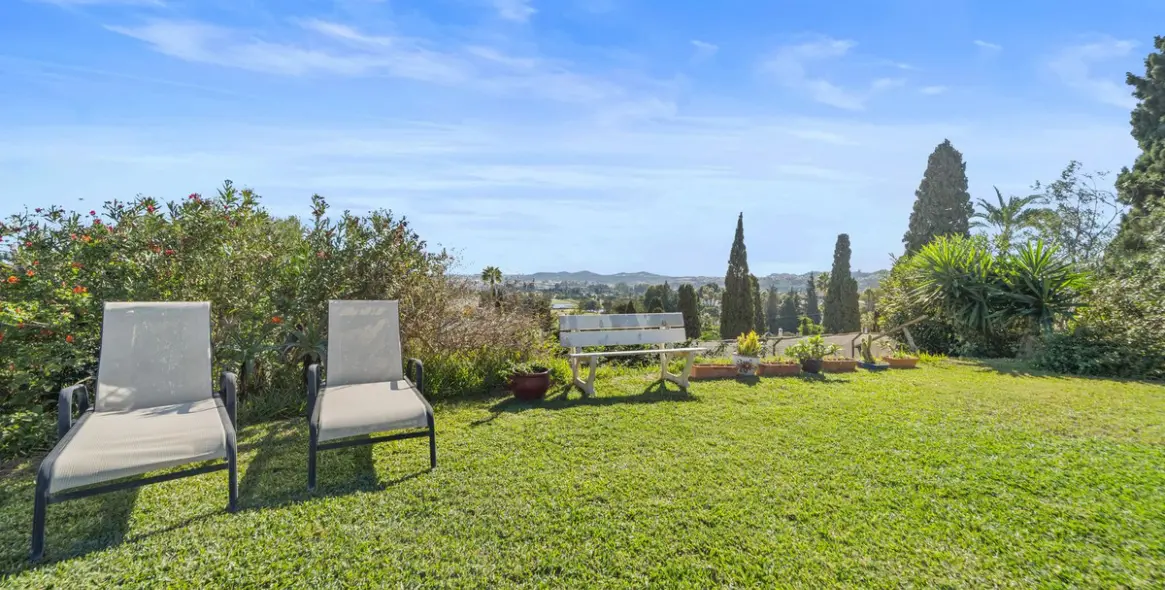Sale of detached villa in Mijas 3