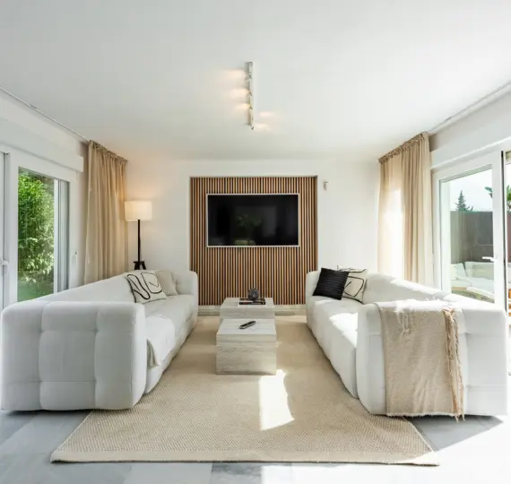 Detached villa R5223823