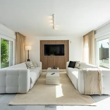 Sale of detached villa in Nueva Andalucía