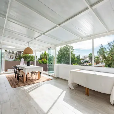 Sale of detached villa in Nueva Andalucía